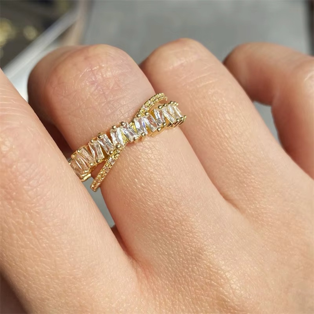 - 💄10k Gold Vermeil baguette CZ DiamondCrisscross  band - Picture 8 of 17